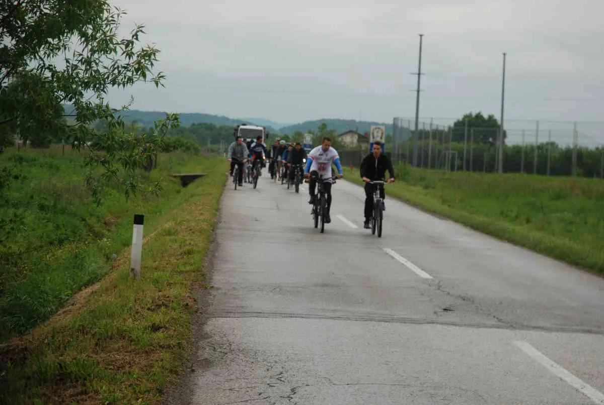 Akcija Biciklom na Jastrebac KPB Bela stena,SSGK i SS OSI Krusevac 23 foto S.Babovic Vecernje Novosti