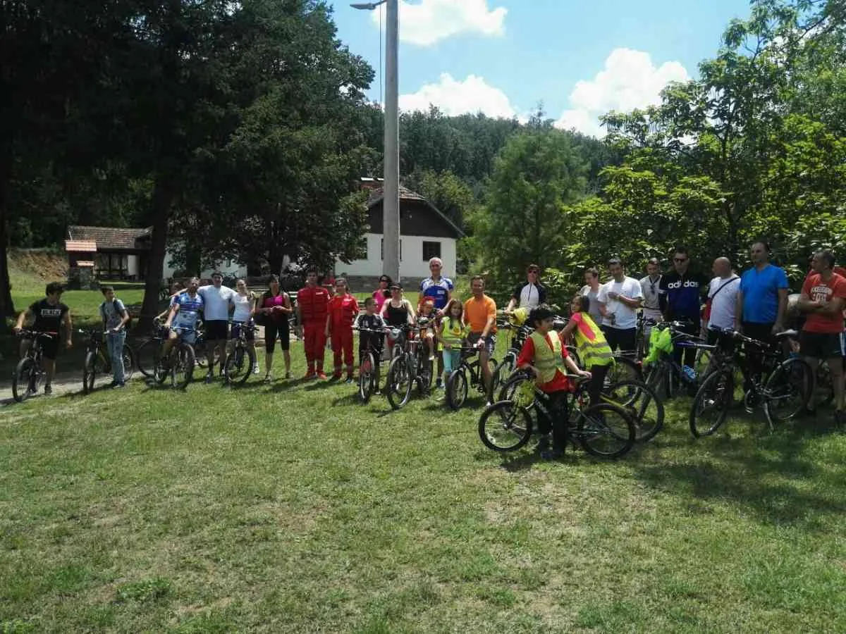 IMG-69cdb870b87f3dd076e27f25b730026f-V
